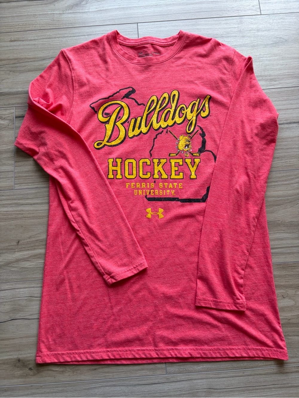 Under Armour Ferris State Bulldogs Hockey Long Sleeve Tee M